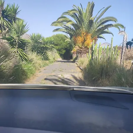 Casa Tata. منزل ريفي غراناديا دي أبونا